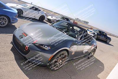 media/Oct-18-2025-Speed Ventures (Sat) [[8b3b7cf525]]/Around the Pits/